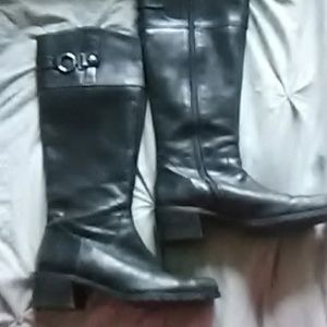 Anne Klein boots